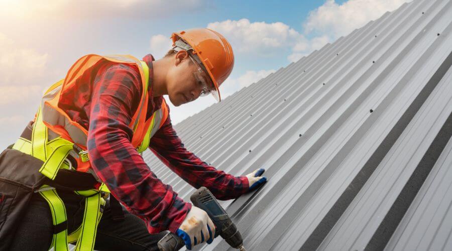 Professional Emergency Roof Repairs services in Bergoo, WV
